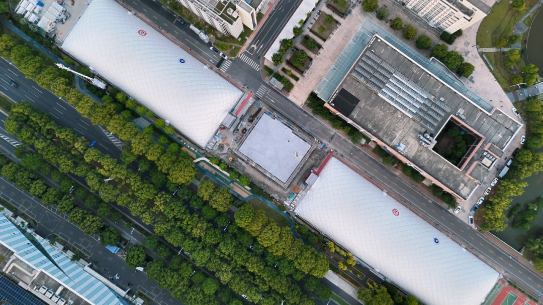 1788162028132373.jpg 宁波工程学院气膜体育馆_黄金城气膜建造.jpg